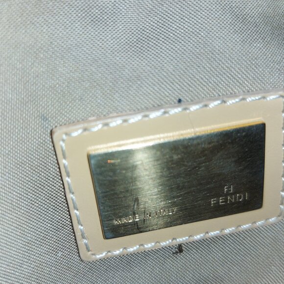 Fendi Zucchino oyster bag - Picture 10 of 10